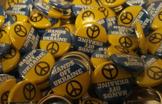 Hands Off Ukraine - with peace sign (pack of five)